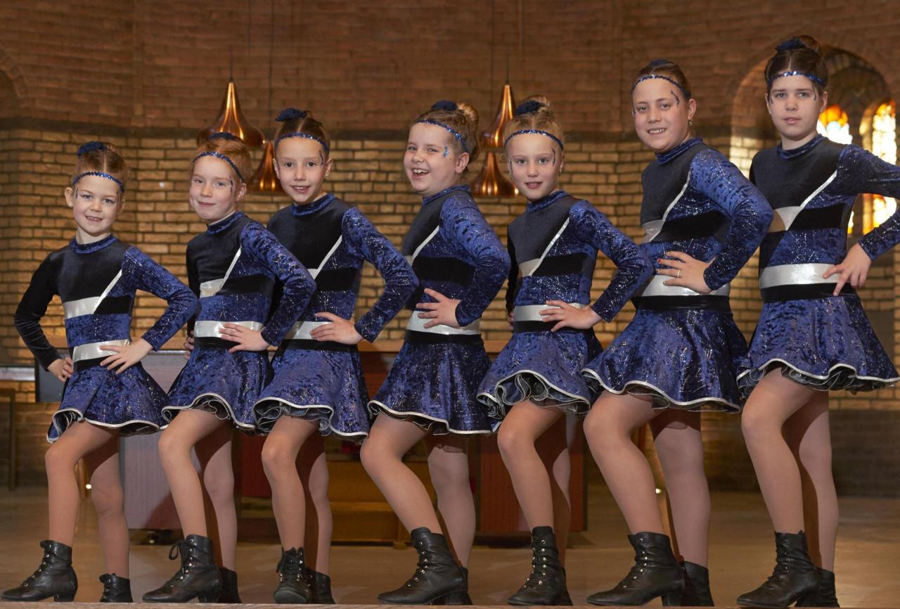 de Dansgarde van cv de Olliedonkers